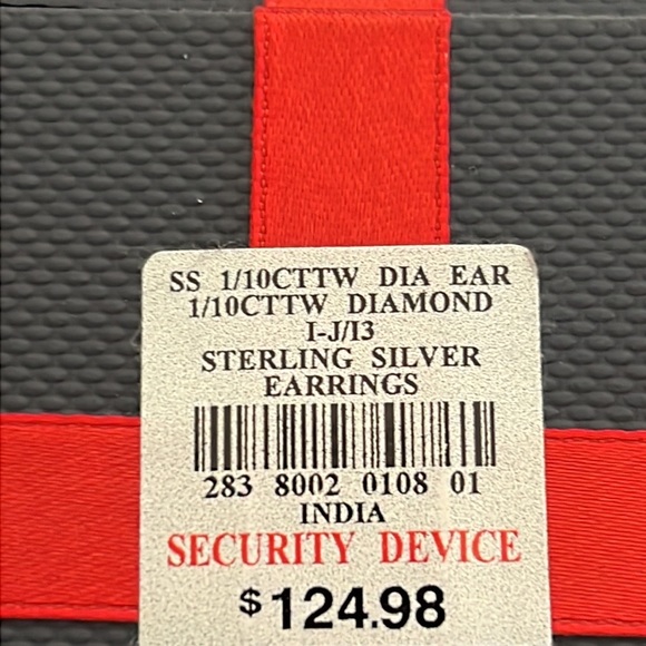 New Diamond 1/10 ct sterling silver earning - Picture 13 of 13